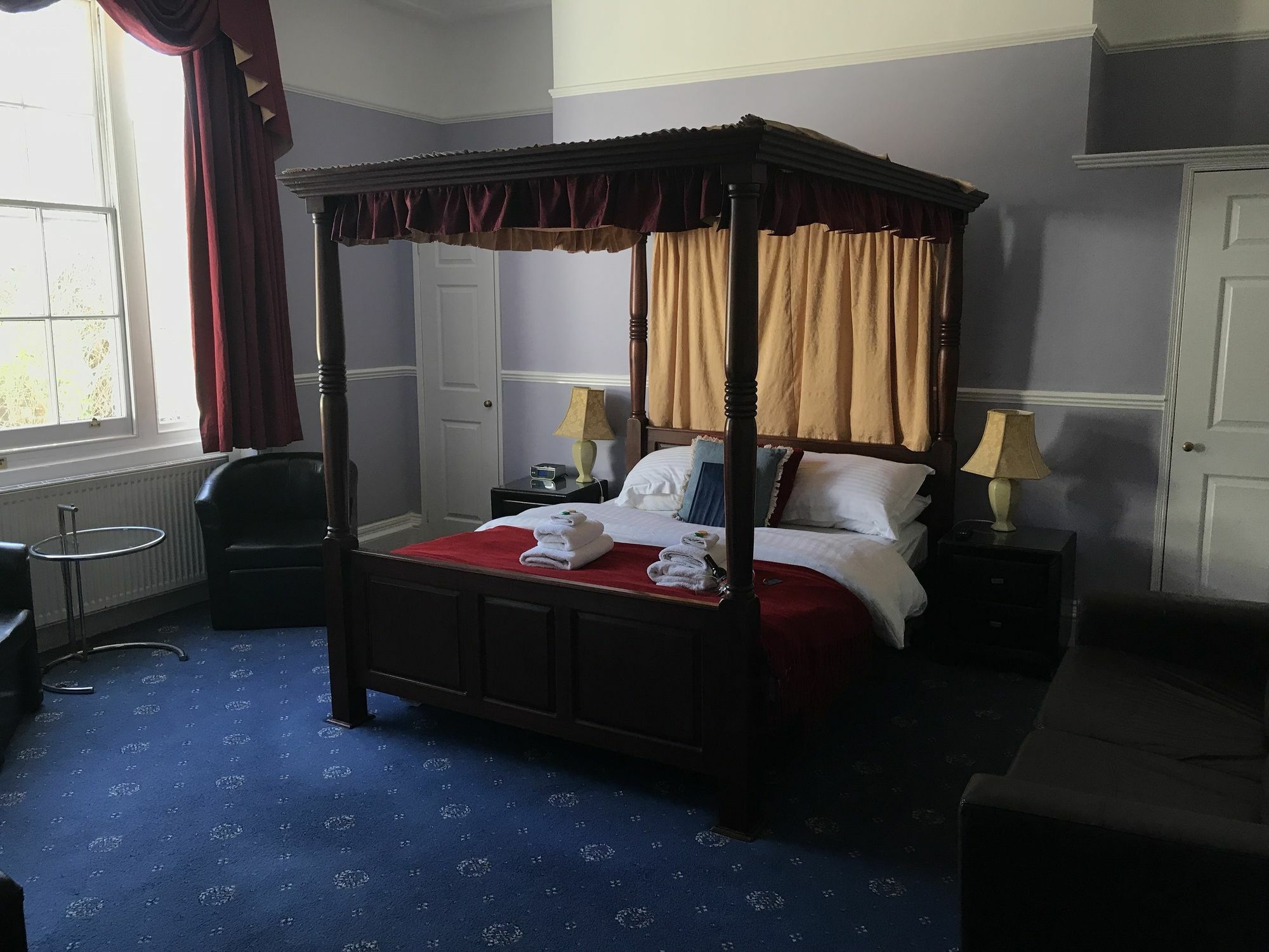 Kempfield House 3* Hove